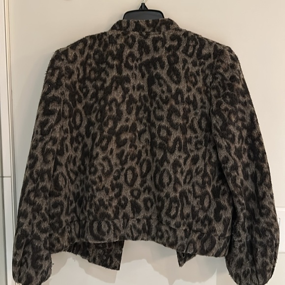 Banana Republic cropped wool bomber jacket. Size small - Picture 4 of 4